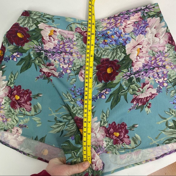 Show Me Your MuMu Darling Dolls Set Heidi Crop Top and Martine Shorts Size Small - Picture 12 of 16